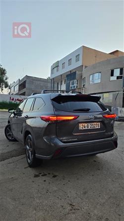 تۆیۆتا هایلاندەر